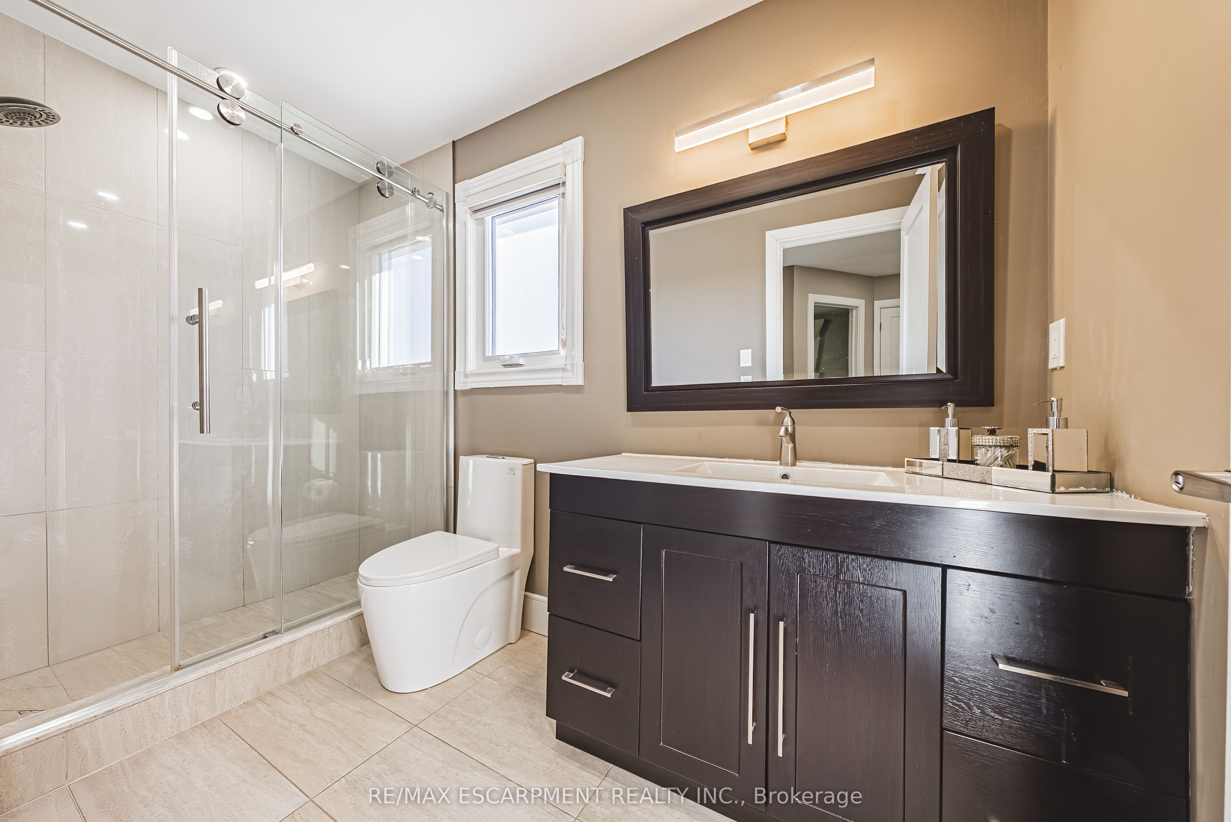 103 Broughton Avenue
