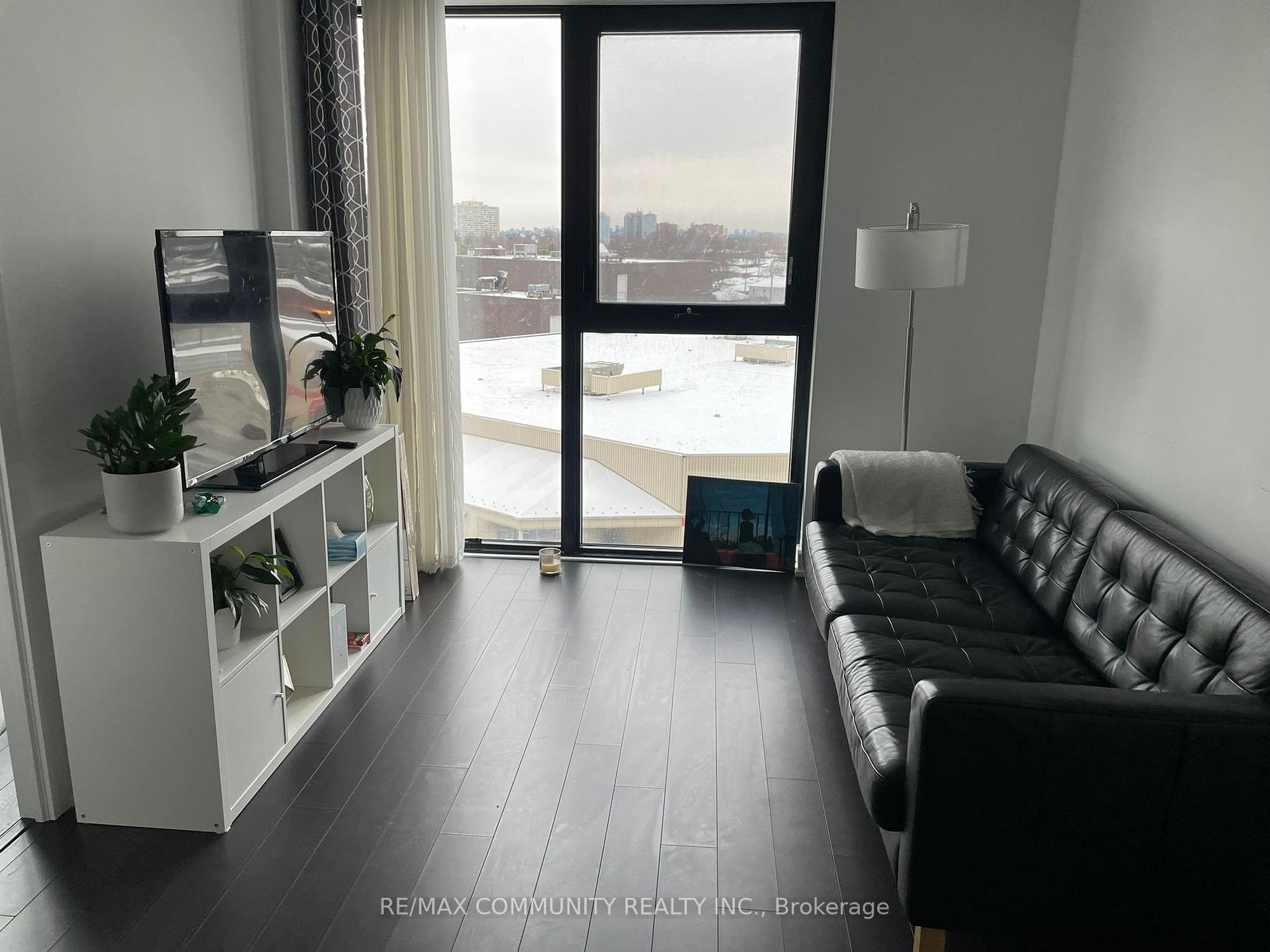 2 Bedrooms Condo at 2799 Kingston,  Toronto For sale