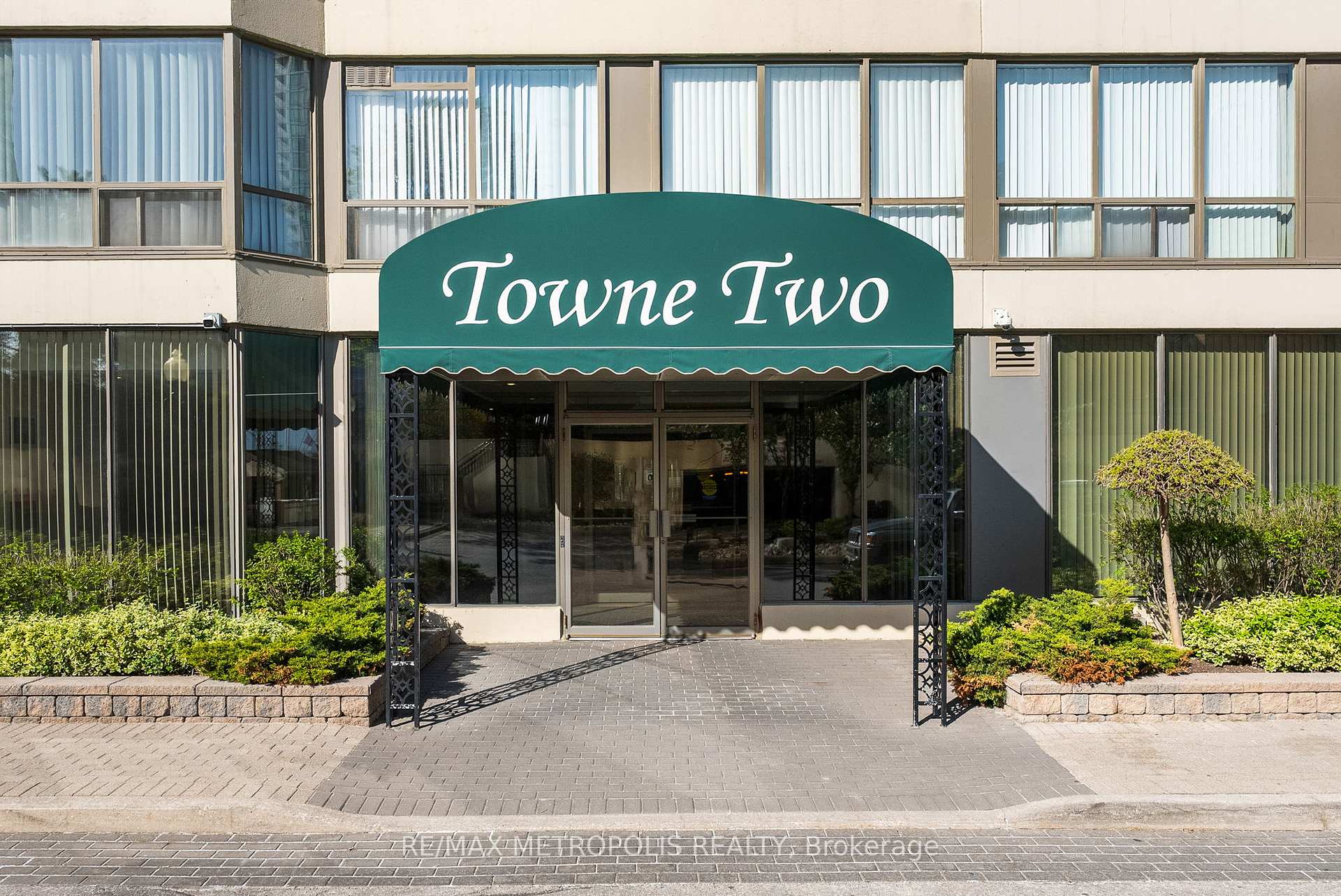 1 Bedroom Condo at 55 Elm, Mississauga For sale