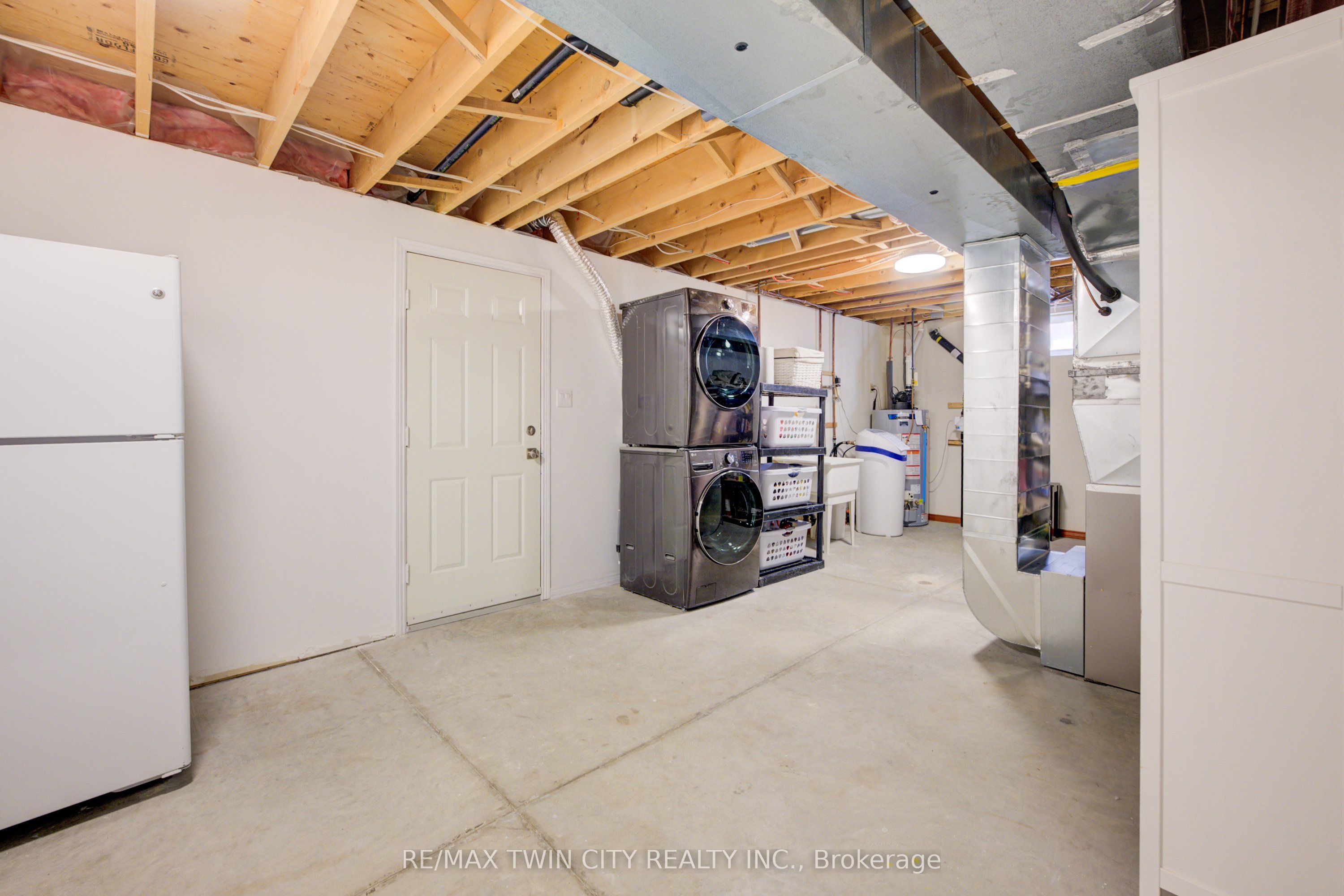 439 Northlake Drive