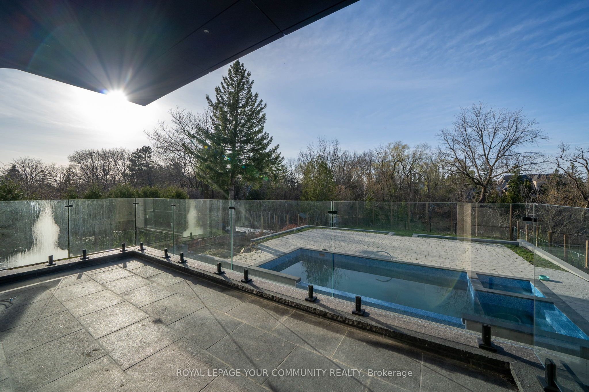 8 Poplar Drive