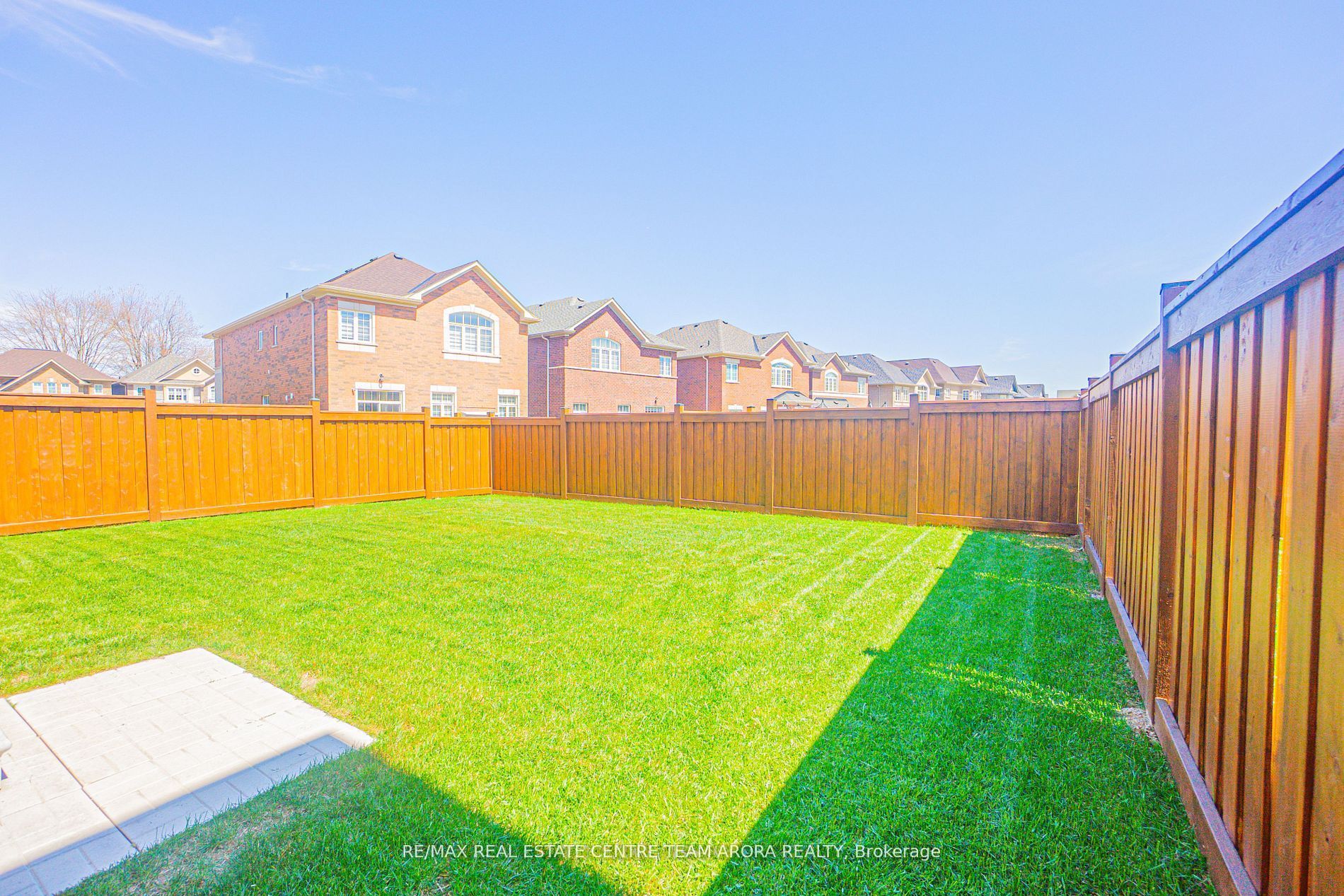 38 Rosewell Crescent