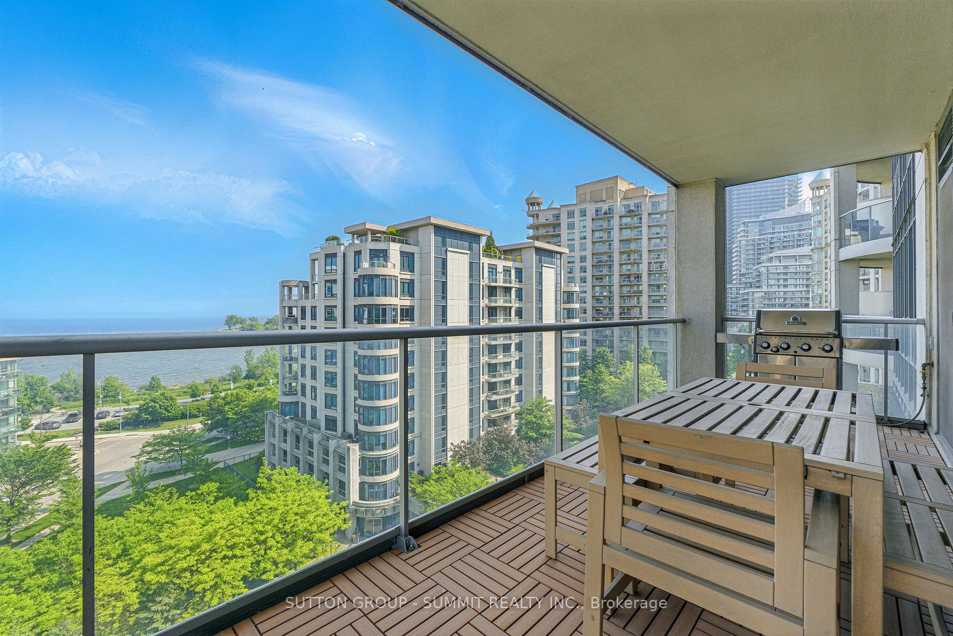 2 Bedrooms Condo at 2083 Lake Shore, Toronto For sale