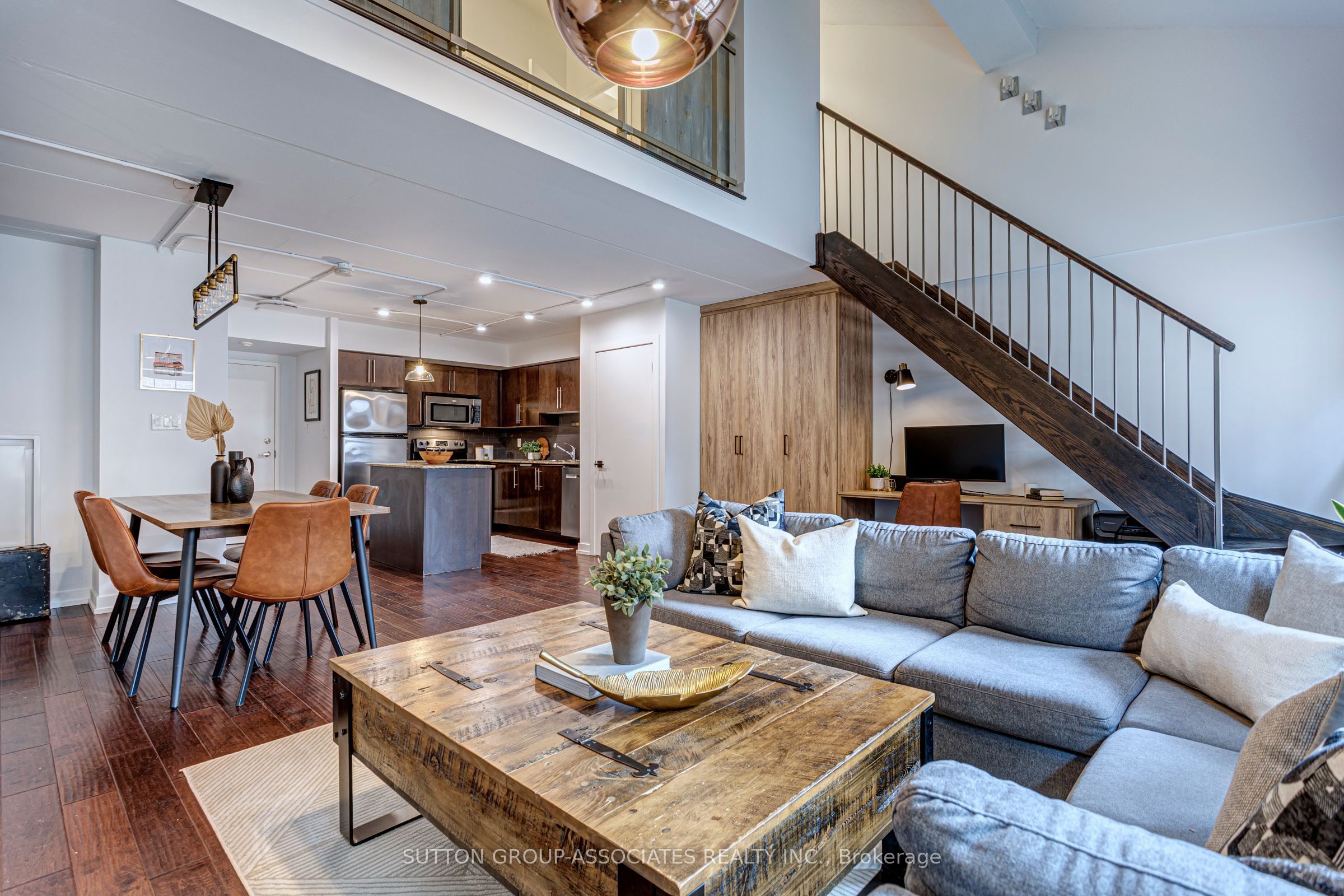 1100 Lansdowne Avenue, #333
