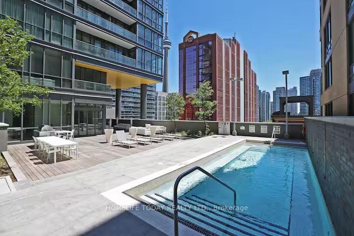 2 Bedrooms Condo at 8 Charlotte, Toronto For sale