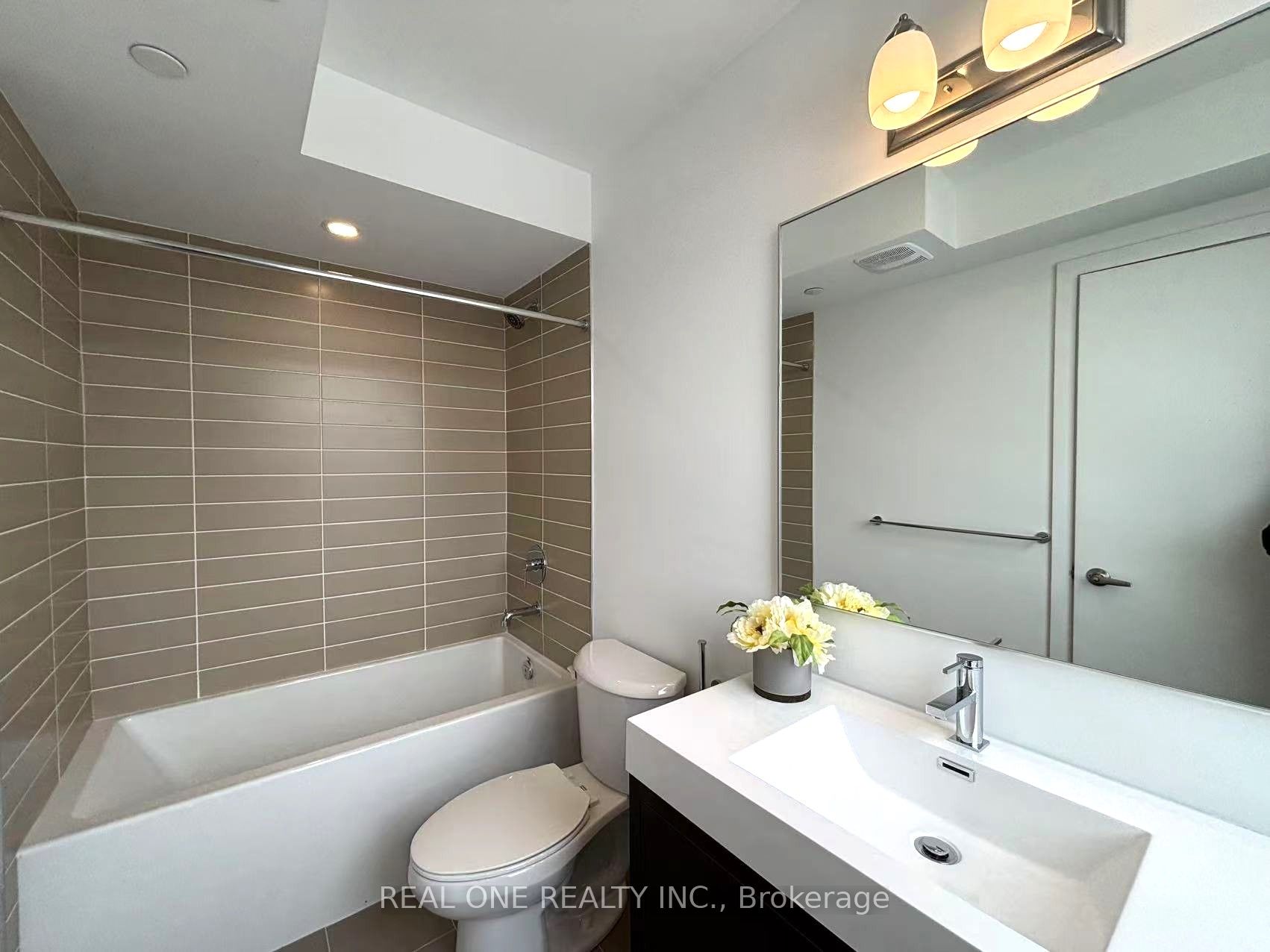 18 Turtle Island Road, #32
