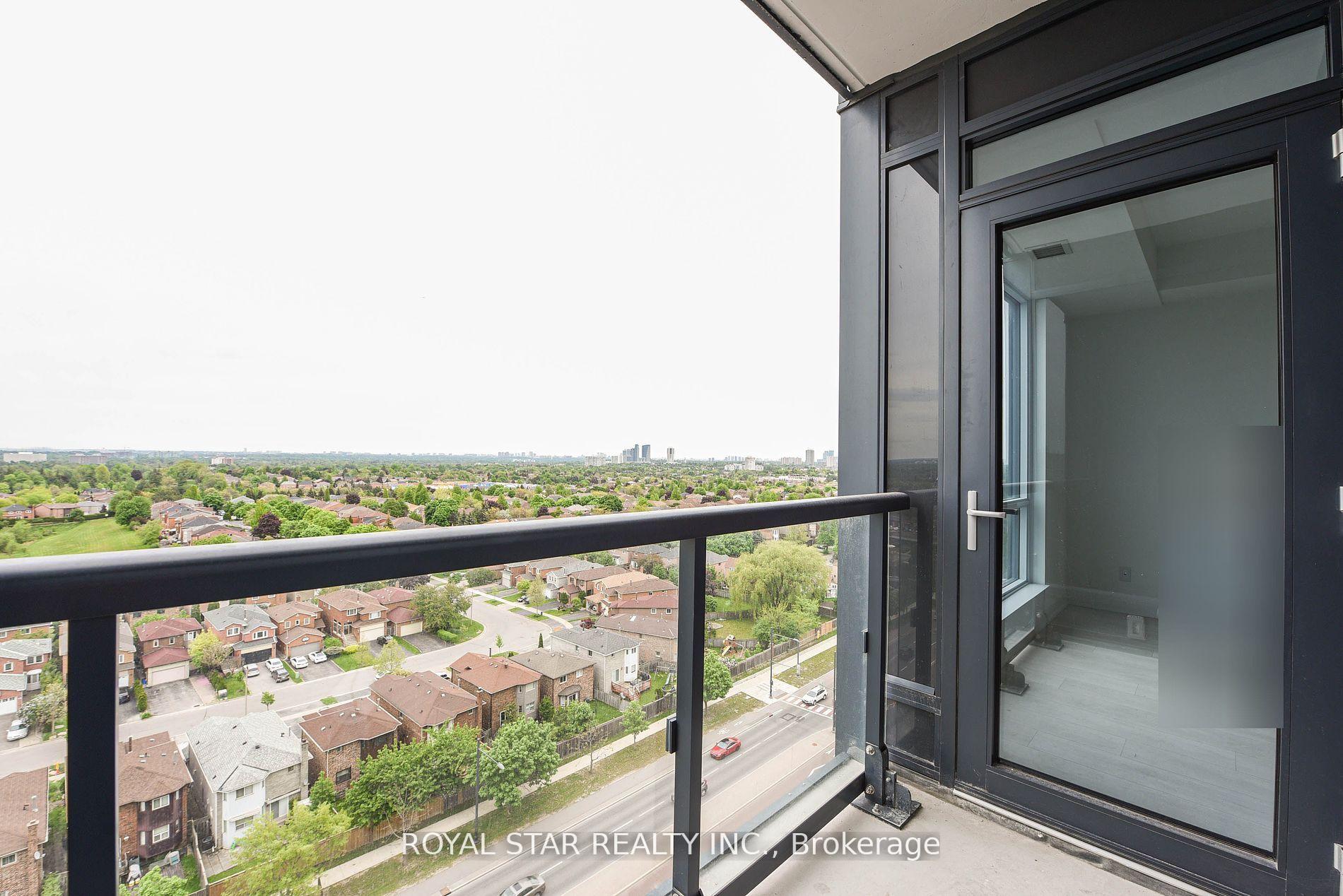 2 Bedrooms Condo at 7950 Bathurst, Vaughan For sale