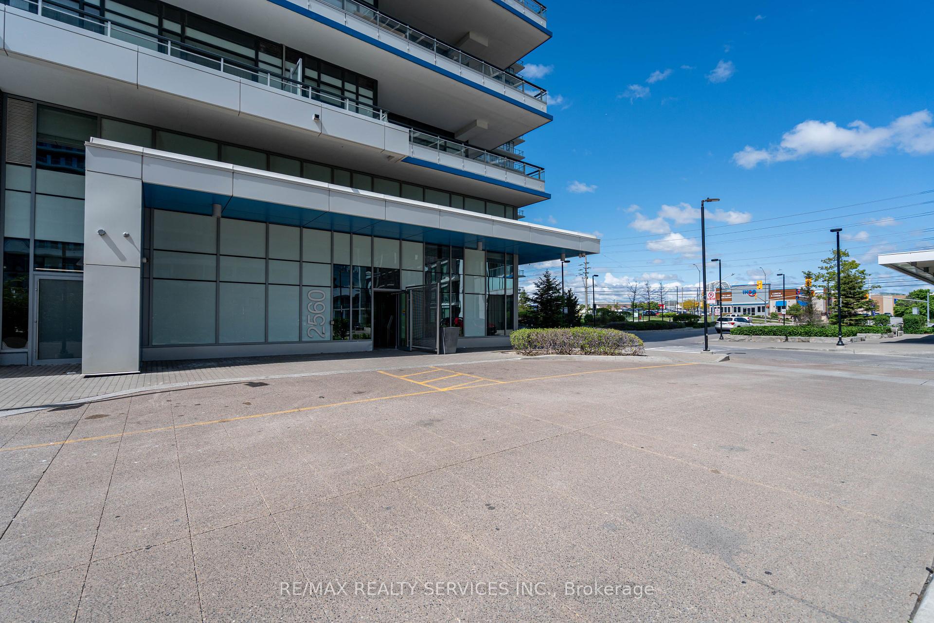 1 Bedroom Condo at 2560 Eglinton, Mississauga For sale