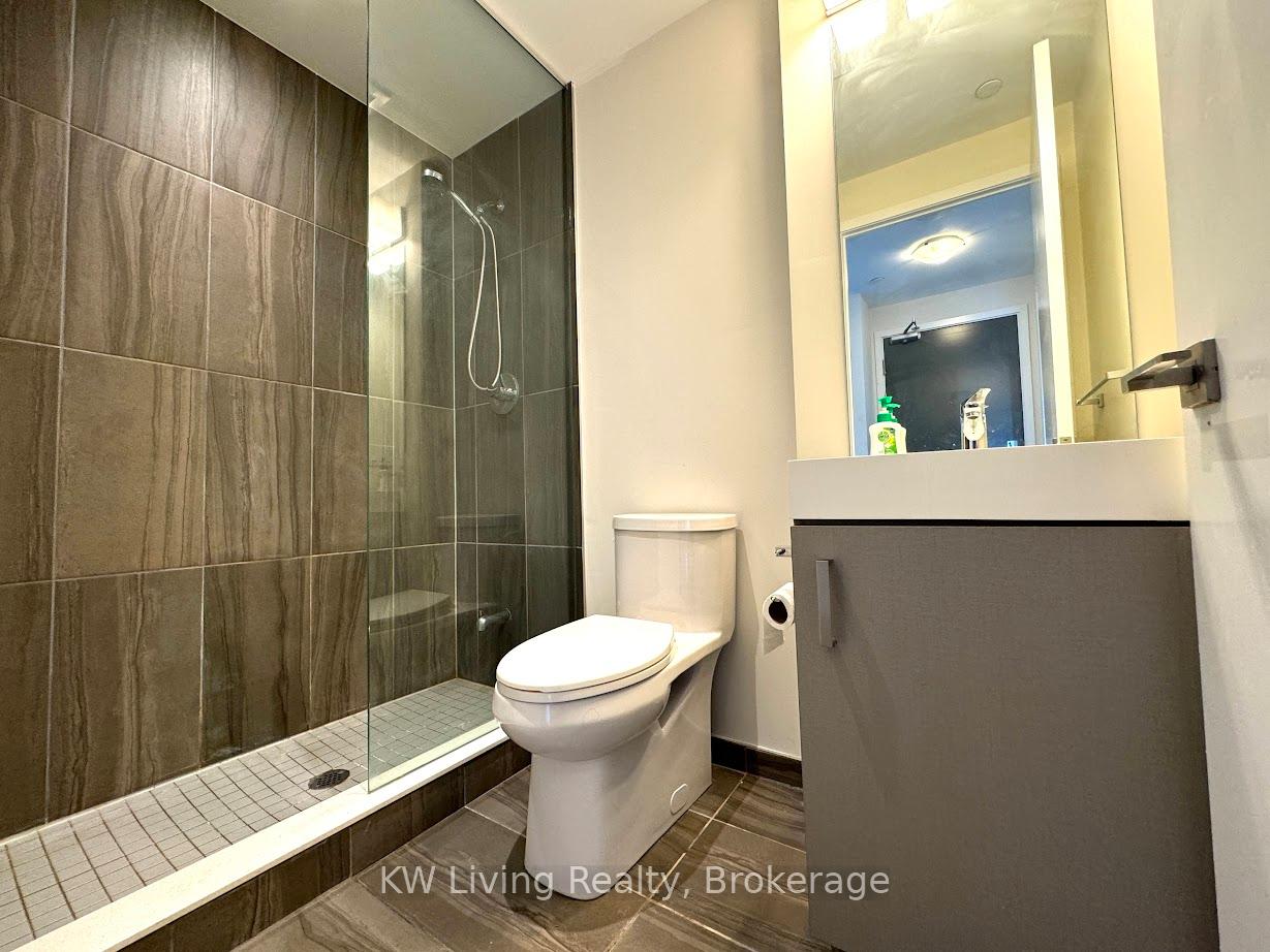 1 Bedroom Condo at 17 Dundonald,  Toronto For sale
