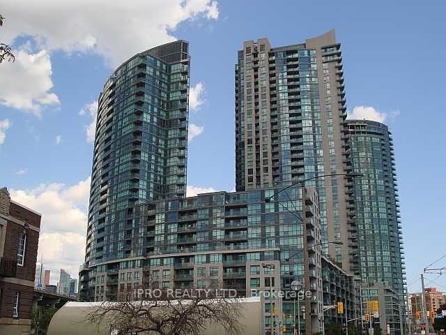 219 FORT YORK Boulevard
