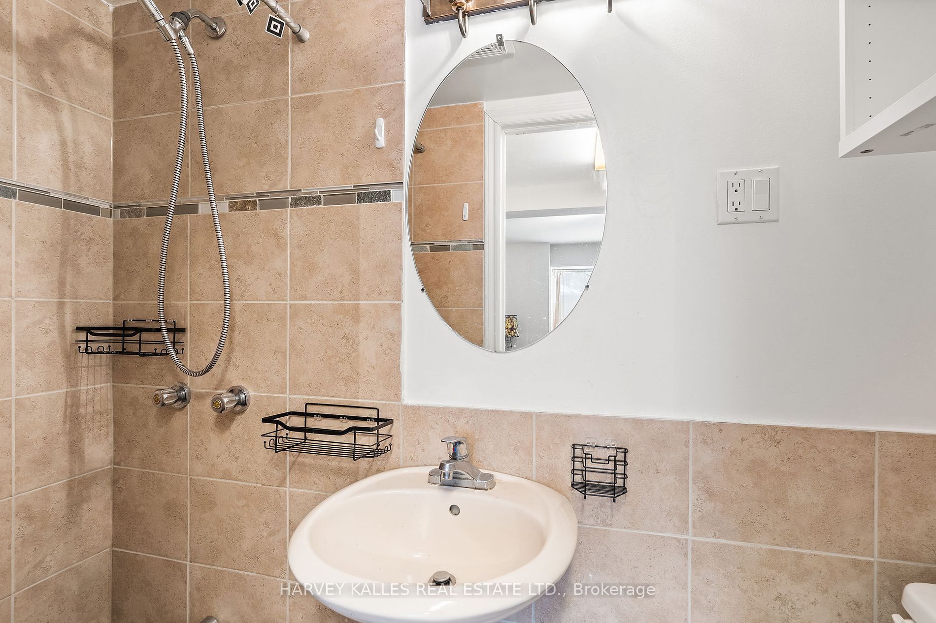 58 Garthdale Court W