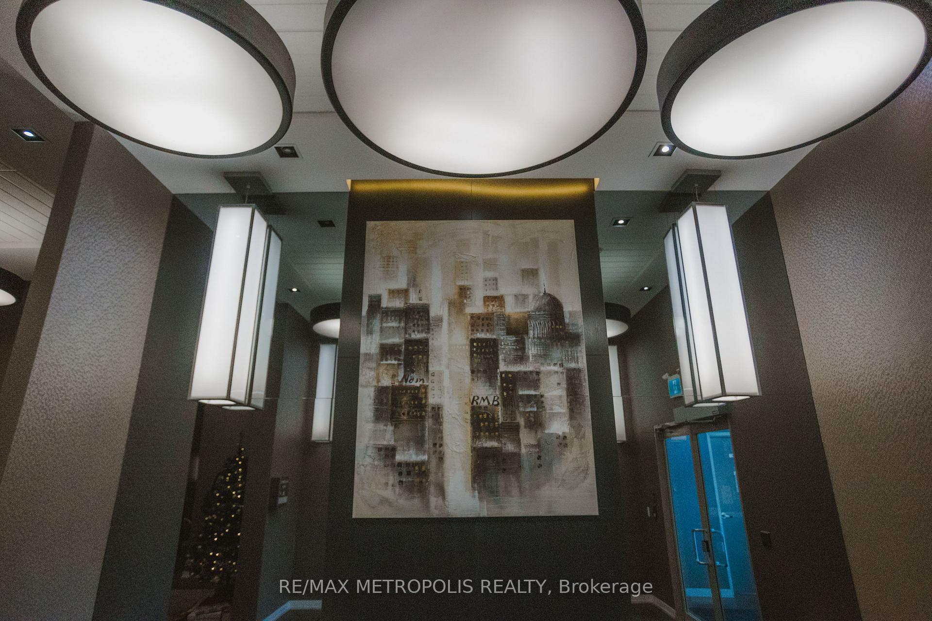 1 Bedroom Condo at 5101 Dundas,  Toronto For sale