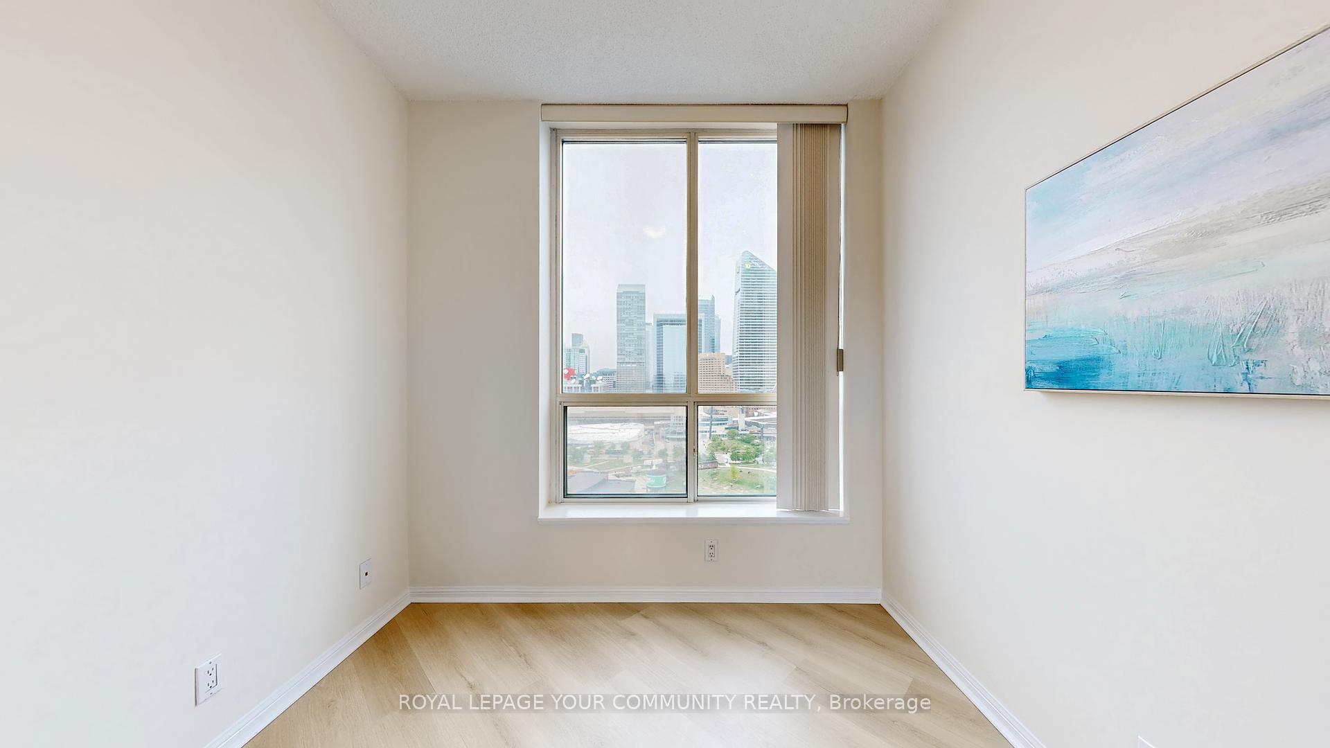 2 Bedrooms Condo at 230 Queens, Toronto For sale