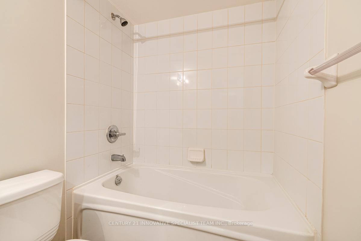 2 Bedrooms Condo at 4080 Living Arts,  Mississauga For sale