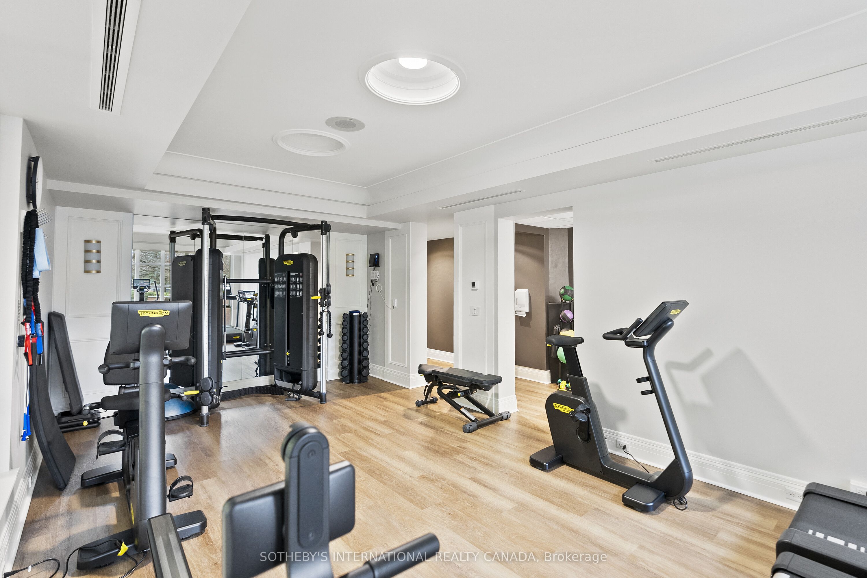 33 Delisle Avenue, #304
