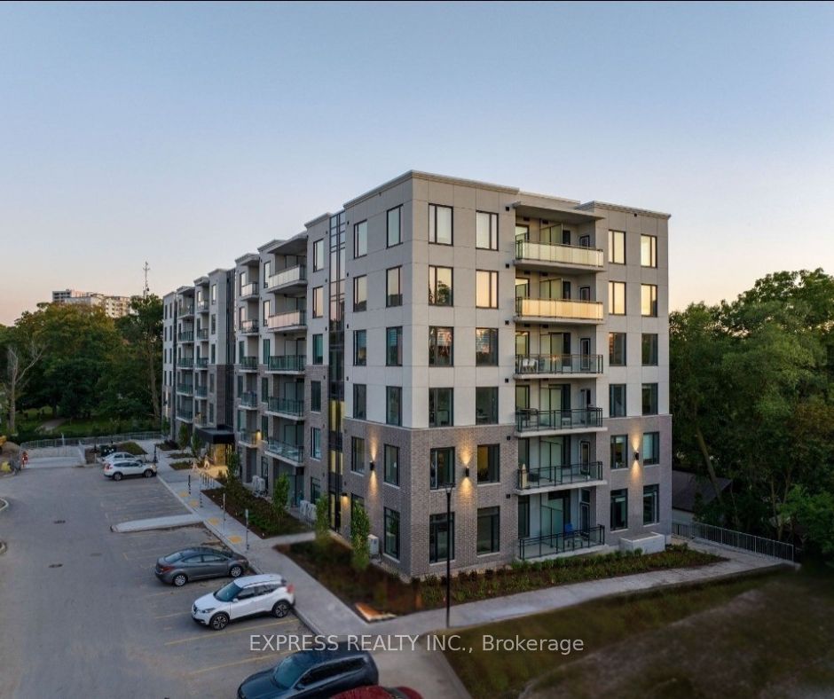 103 Roger Street, #301