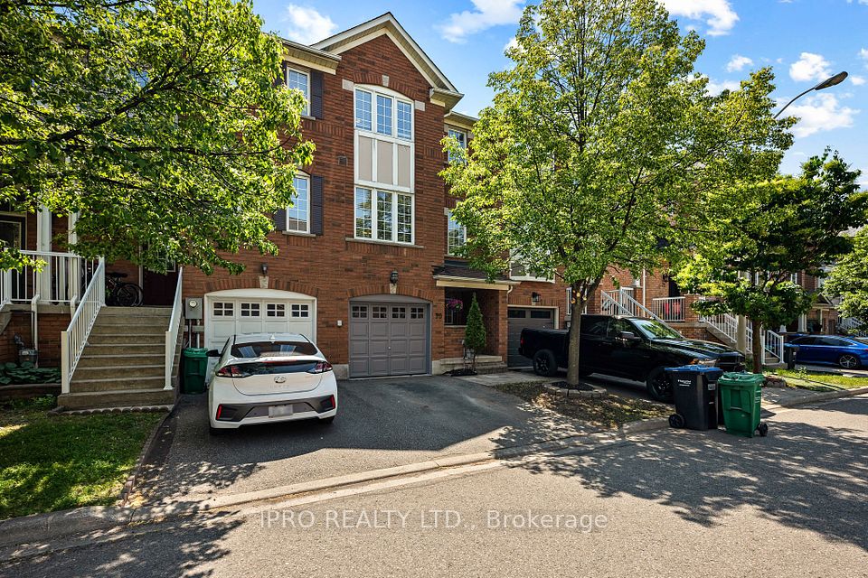 271 Richvale