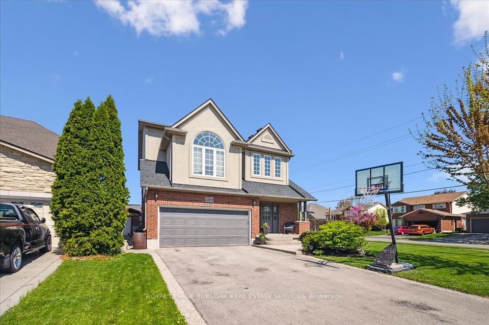 3299 Star Lane, Burlington, ON L7M 5A4