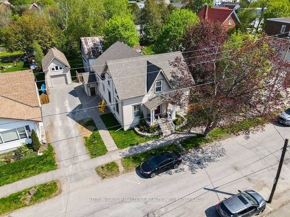 8 Spring Street, Westport, ON K0G 1X0