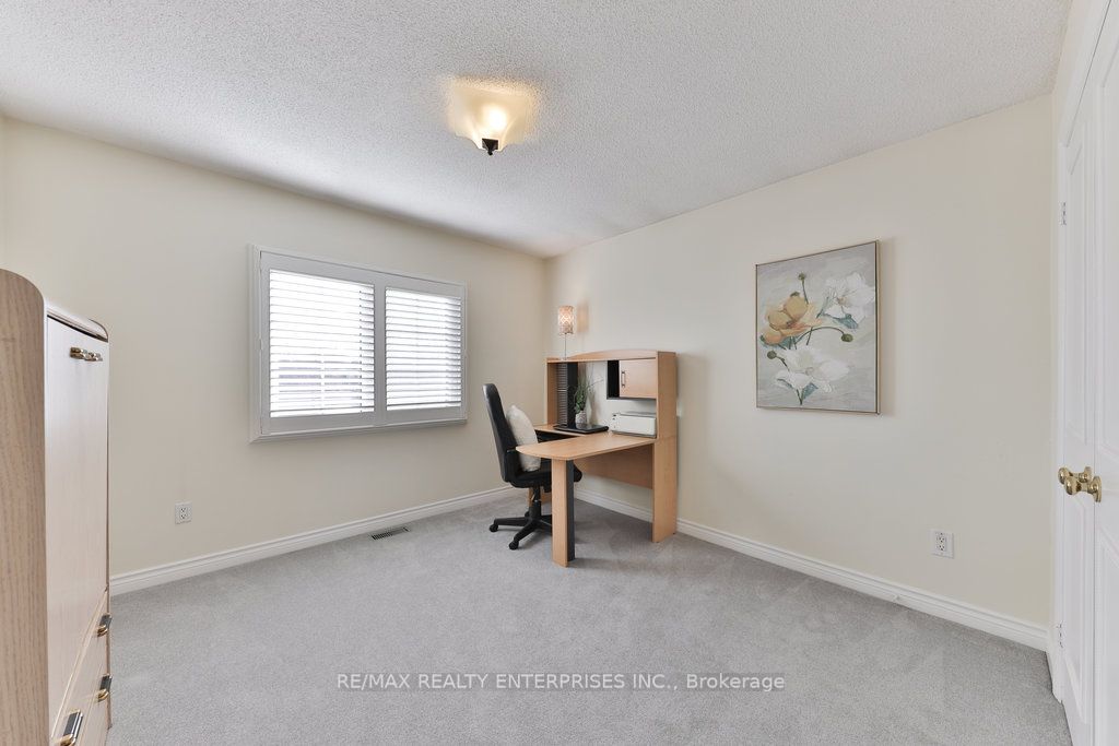 4061 Rolling Valley Drive