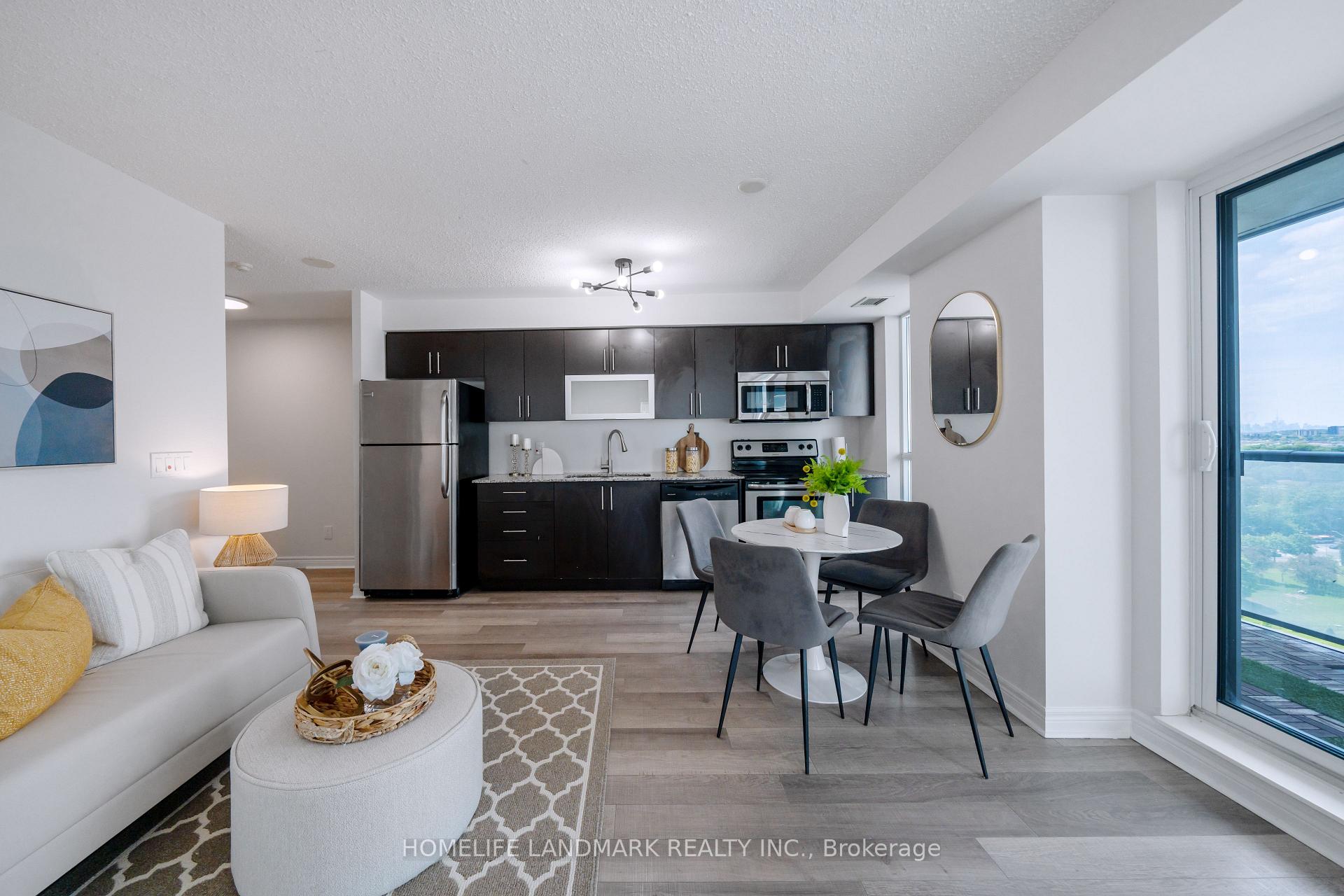 2 Bedrooms Condo at 50 Town Centre, Toronto For sale