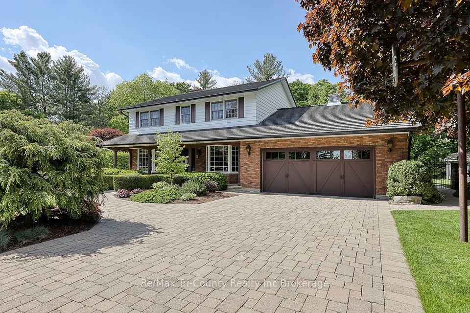 8 Beth Court, Tillsonburg, ON N4G 4N8