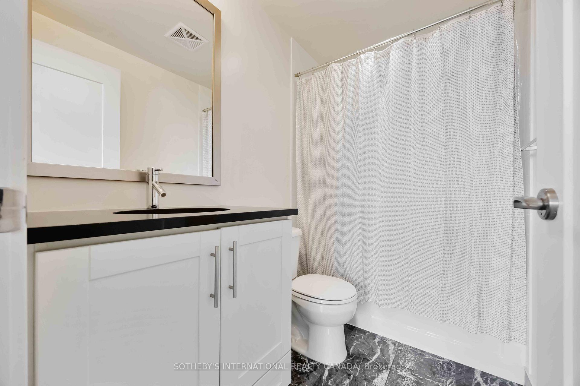 2 Bedrooms Condo at 825 Church, Toronto For sale