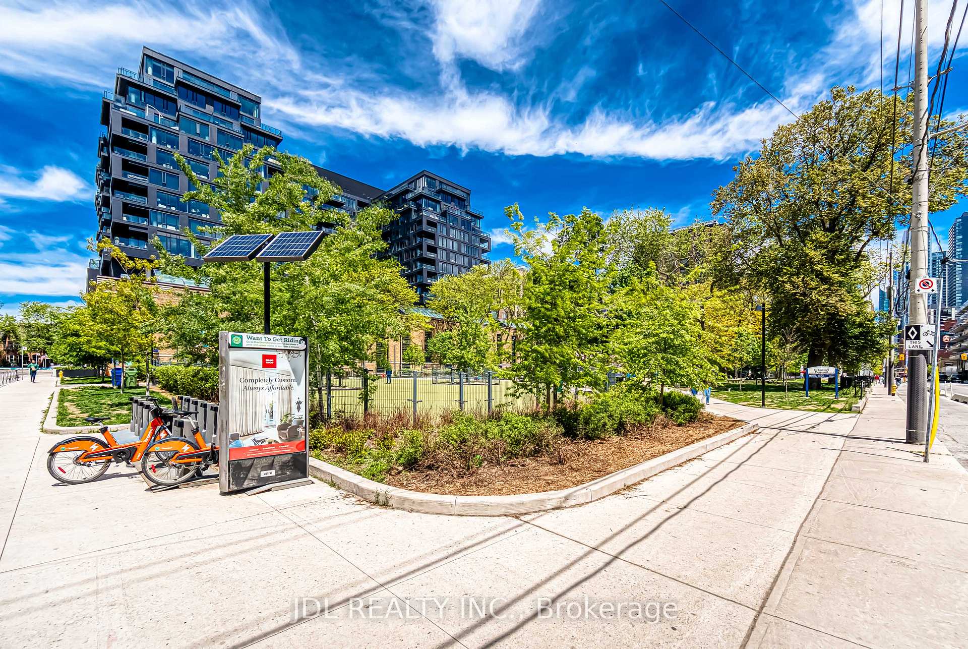 1 Bedroom Condo at 461 Adelaide, Toronto For sale