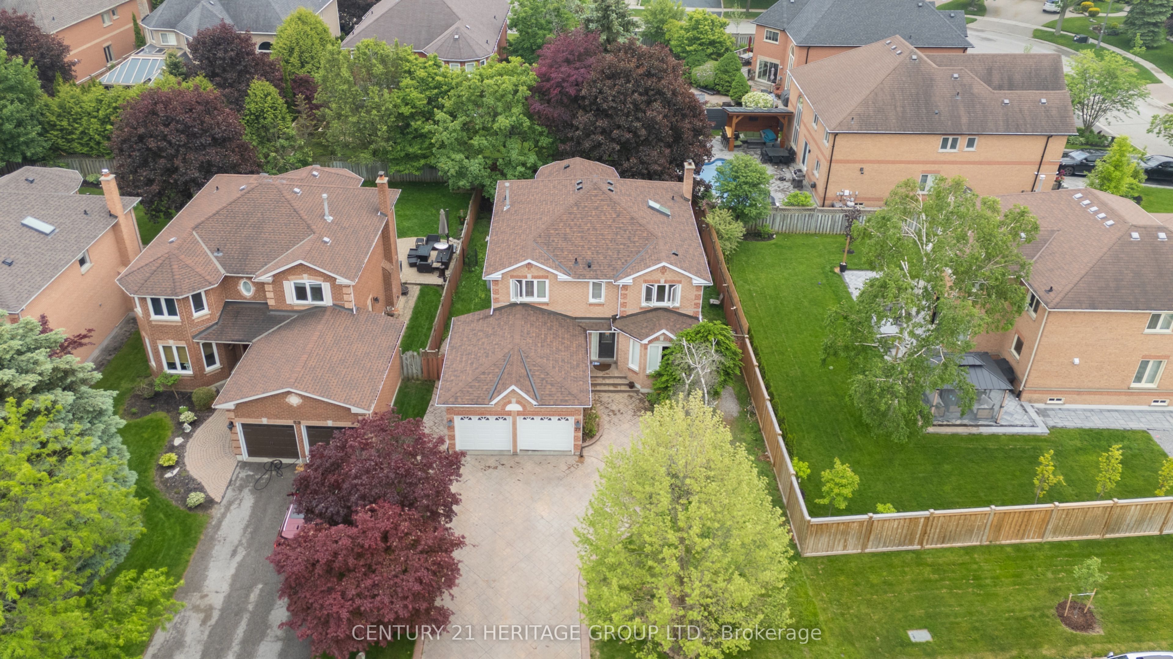 27 Charing Crescent