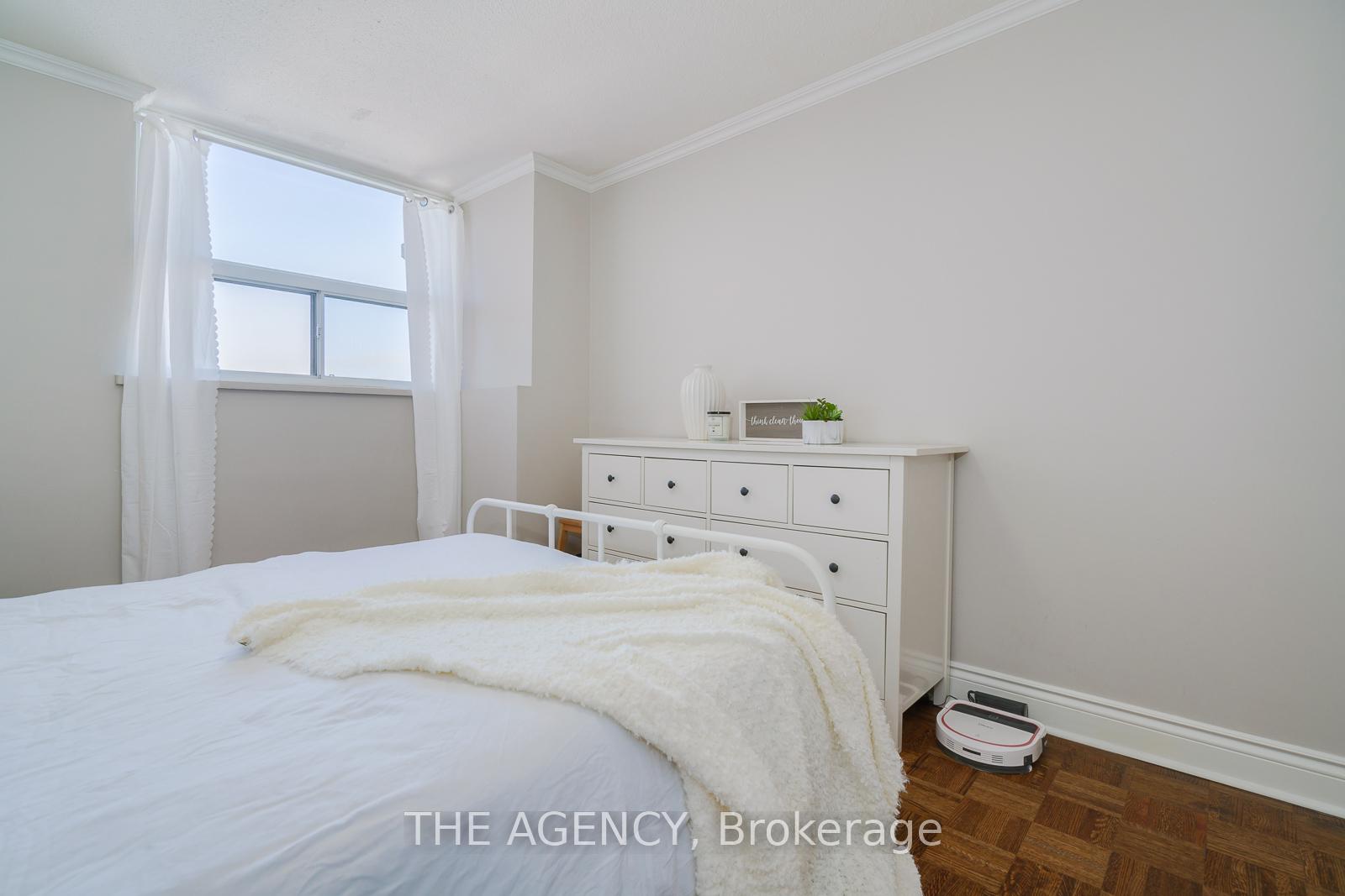 2 Bedrooms Co-op at 5949 Yonge, Toronto For sale