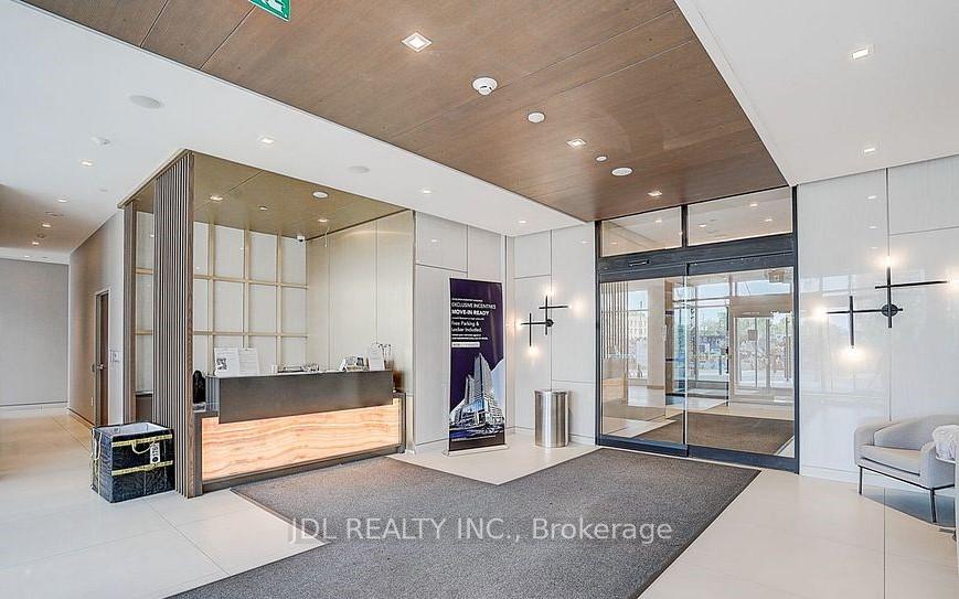 3 Bedrooms Condo at 7 Golden Lion, Toronto For sale