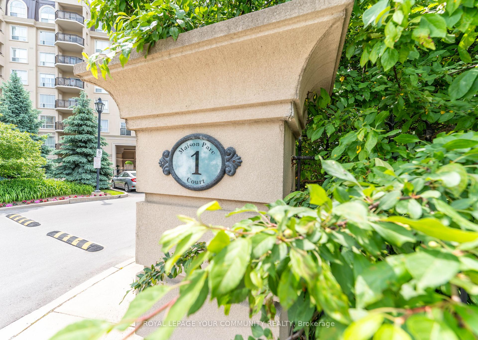 3 Bedrooms Condo at 1 Maison Parc, Vaughan For sale