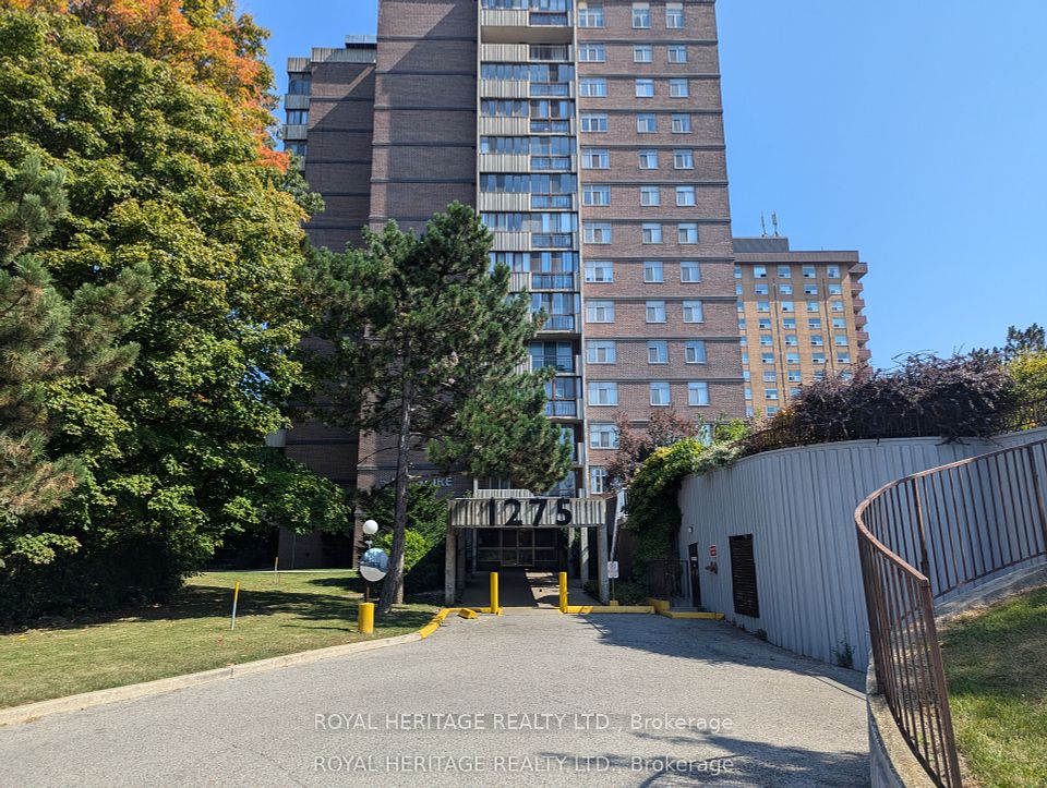 1275 Markham