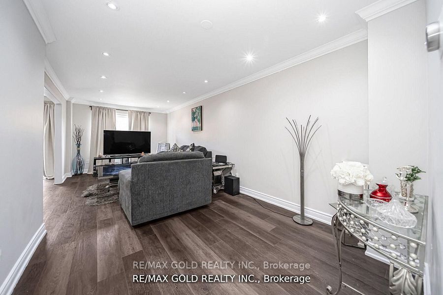 167 Ecclestone Drive