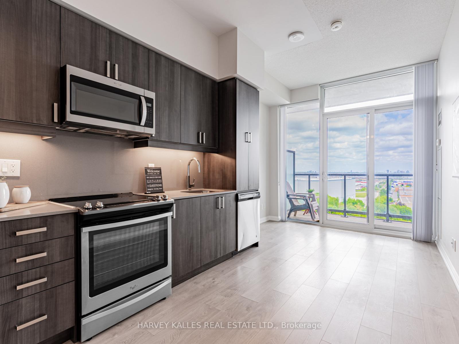 7895 Jane Street 1018