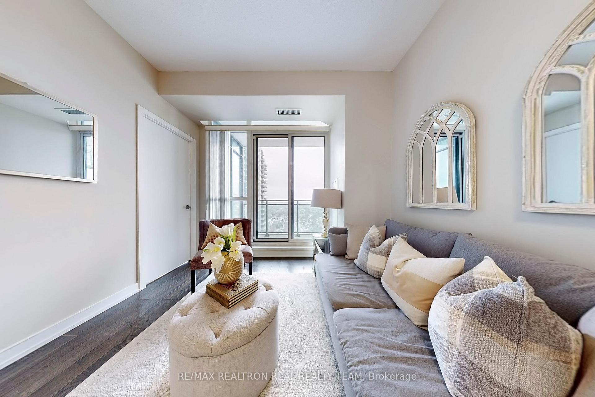 1 Bedroom Condo at 4070 Confederation, Mississauga For sale