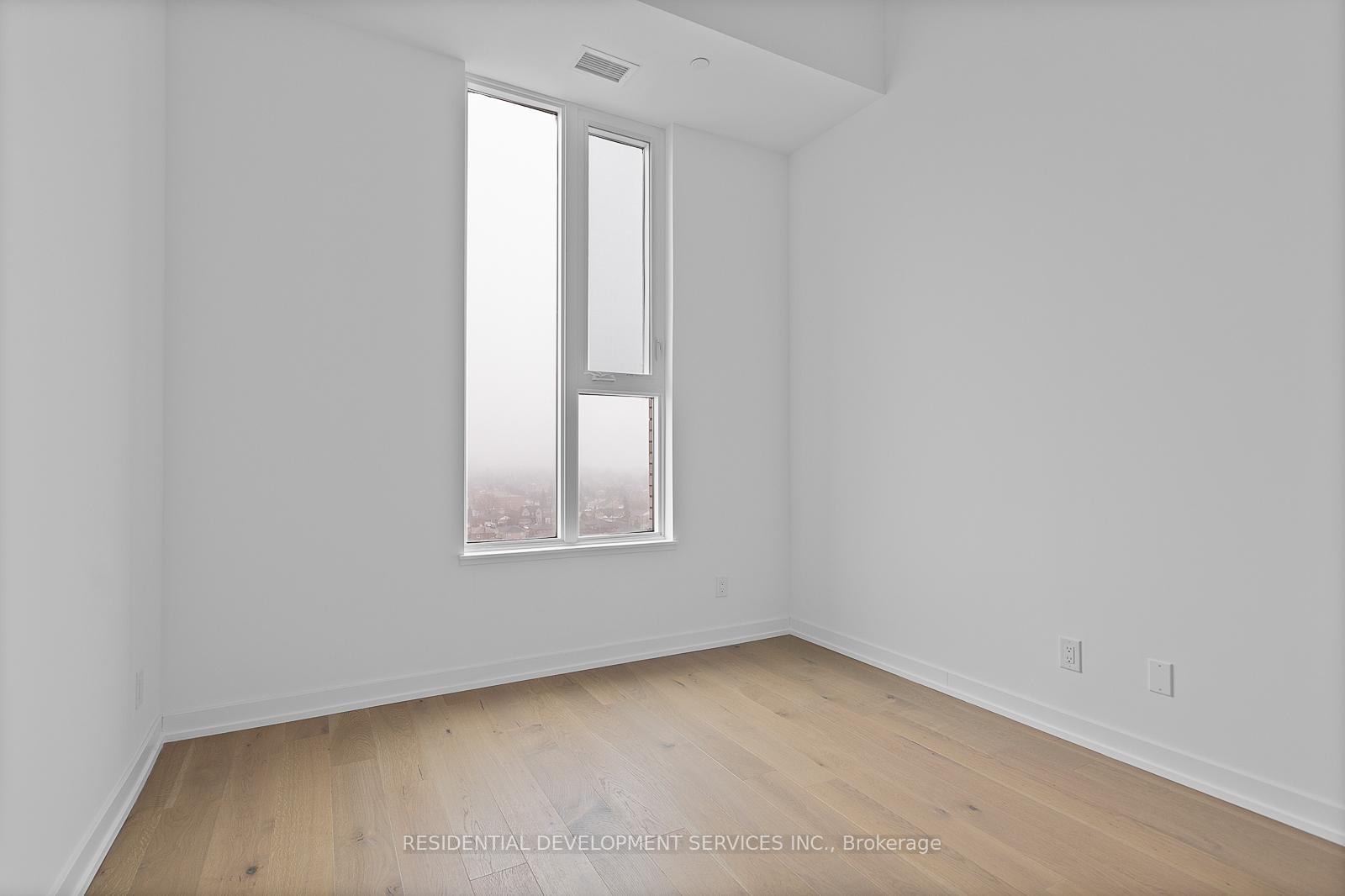 3 Bedrooms Condo at 3100 Keele,  Toronto For sale