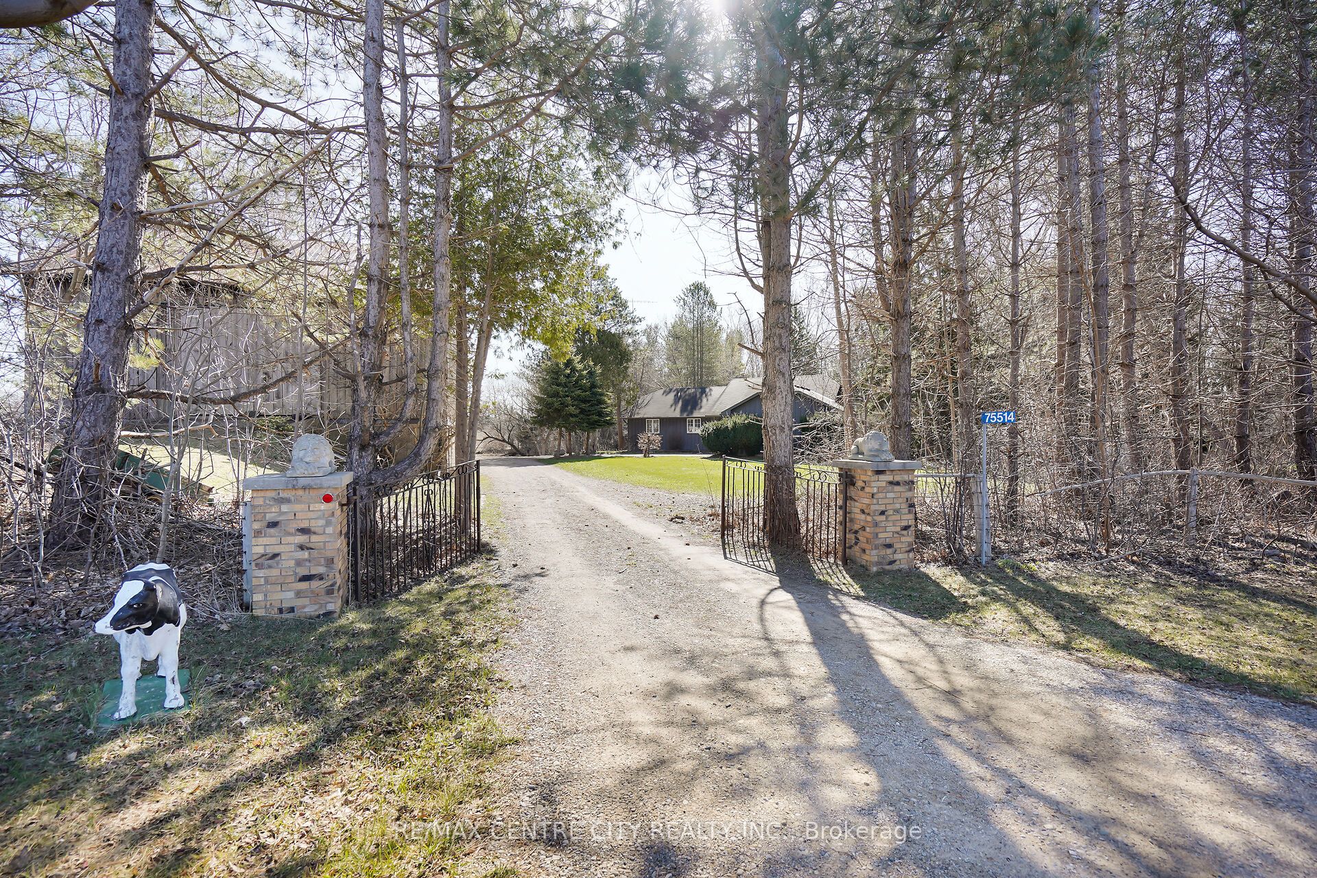 75514 Bluewater Highway, Bluewater, ON N0M 1G0
