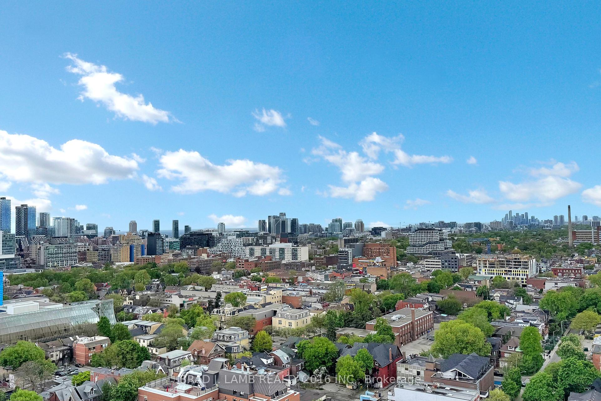 3 Bedrooms Condo at 195 McCaul, Toronto For sale
