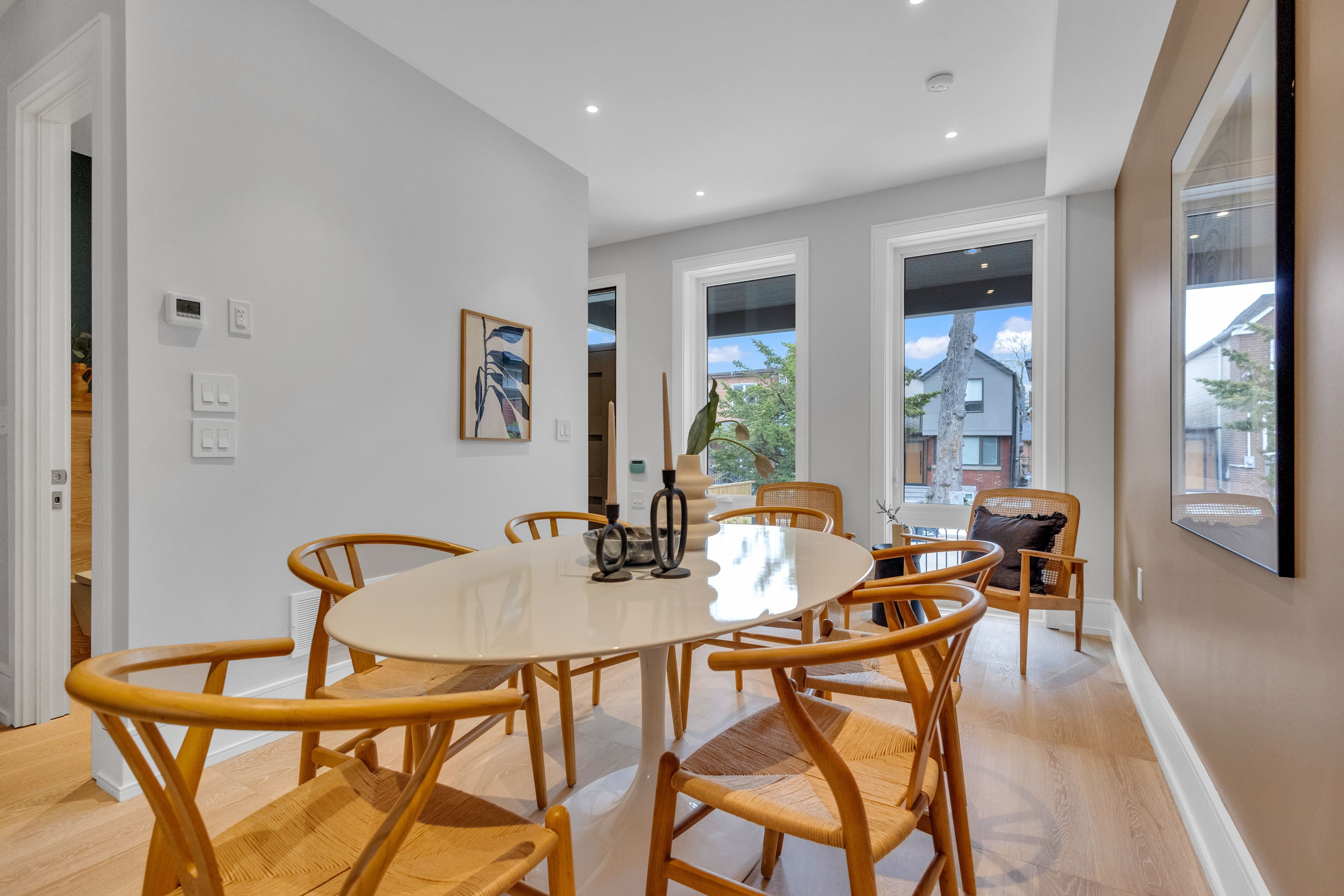 444 Roxton Road