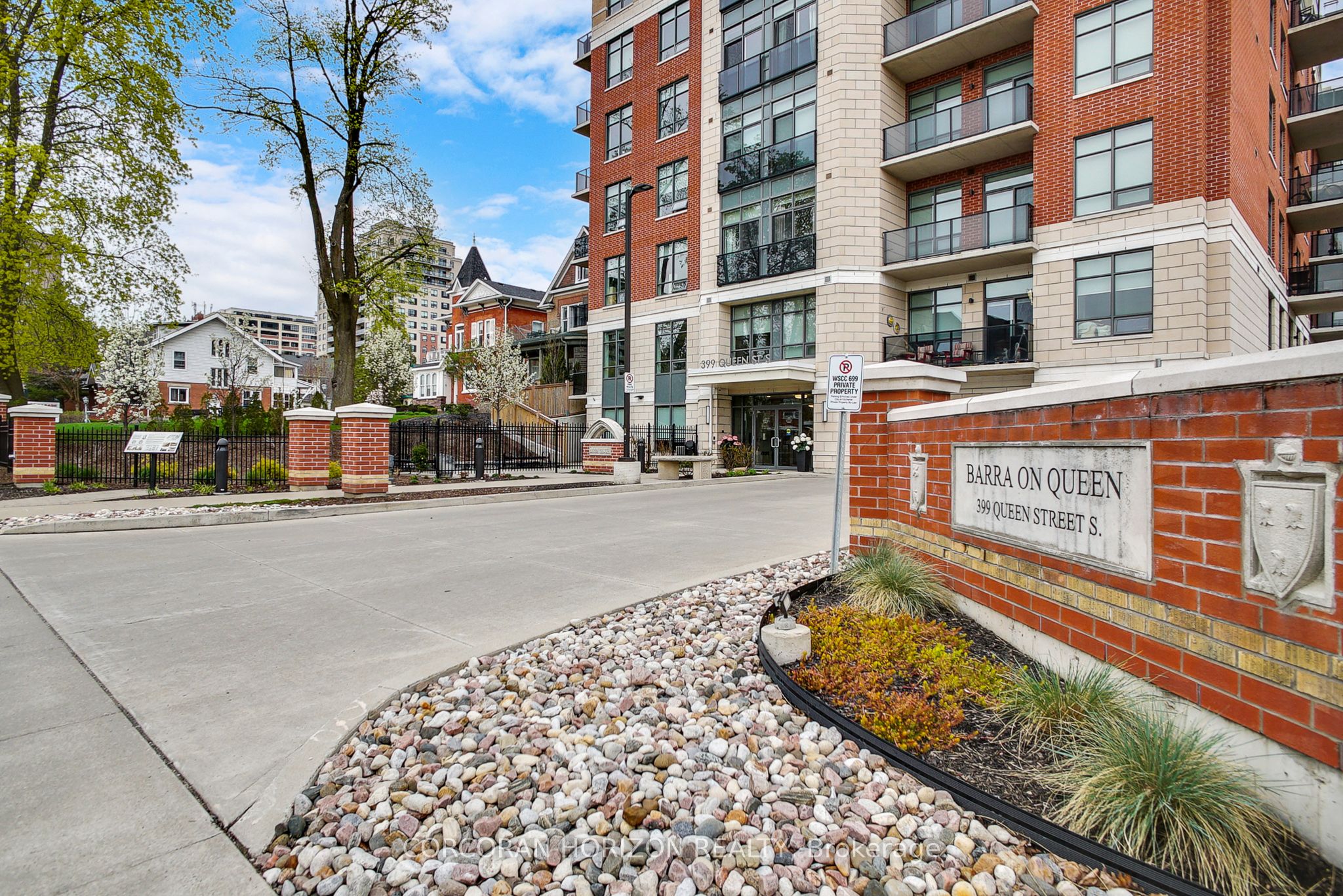 #213 - 399 Queen Street, Kitchener, ON N2G 1W6