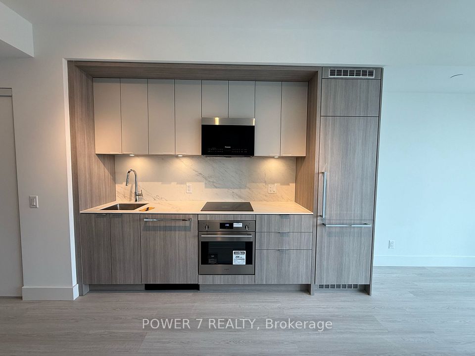 6 Greenbriar