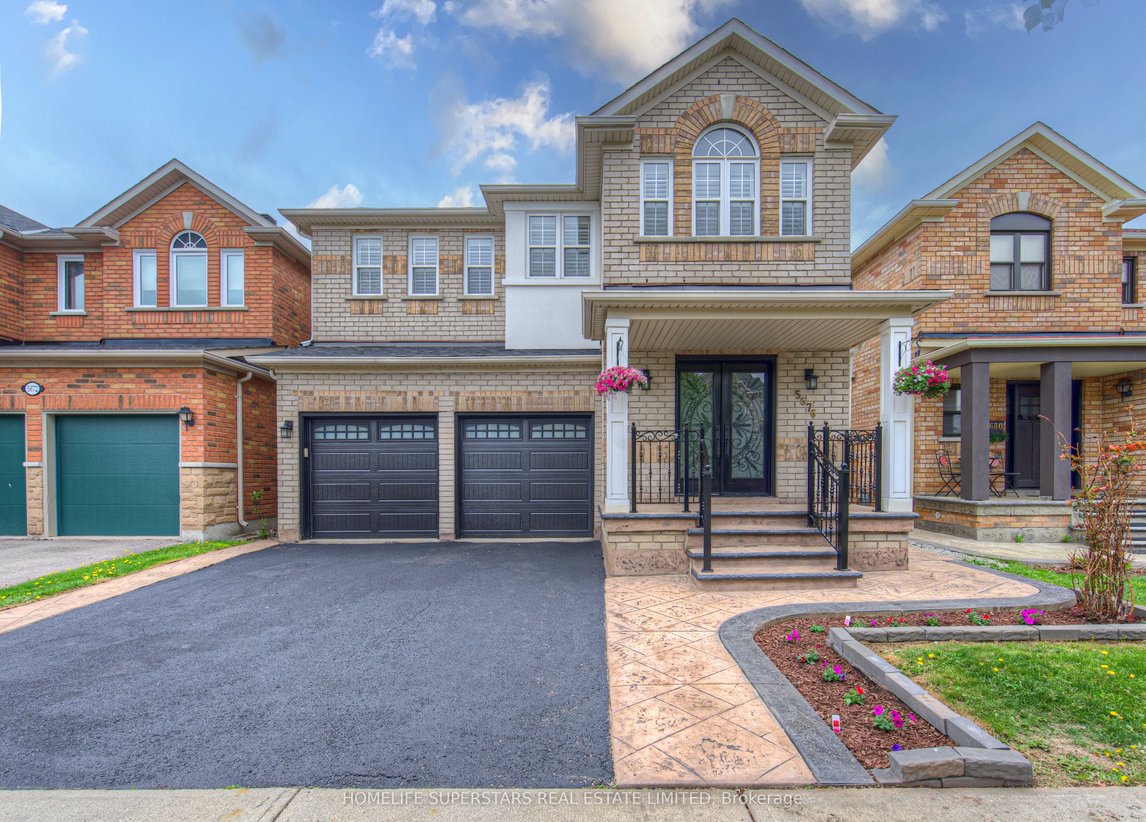 5676 Fantasia Manor