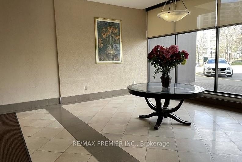 1 Bedroom Condo at 1455 LAWRENCE,  Toronto For sale