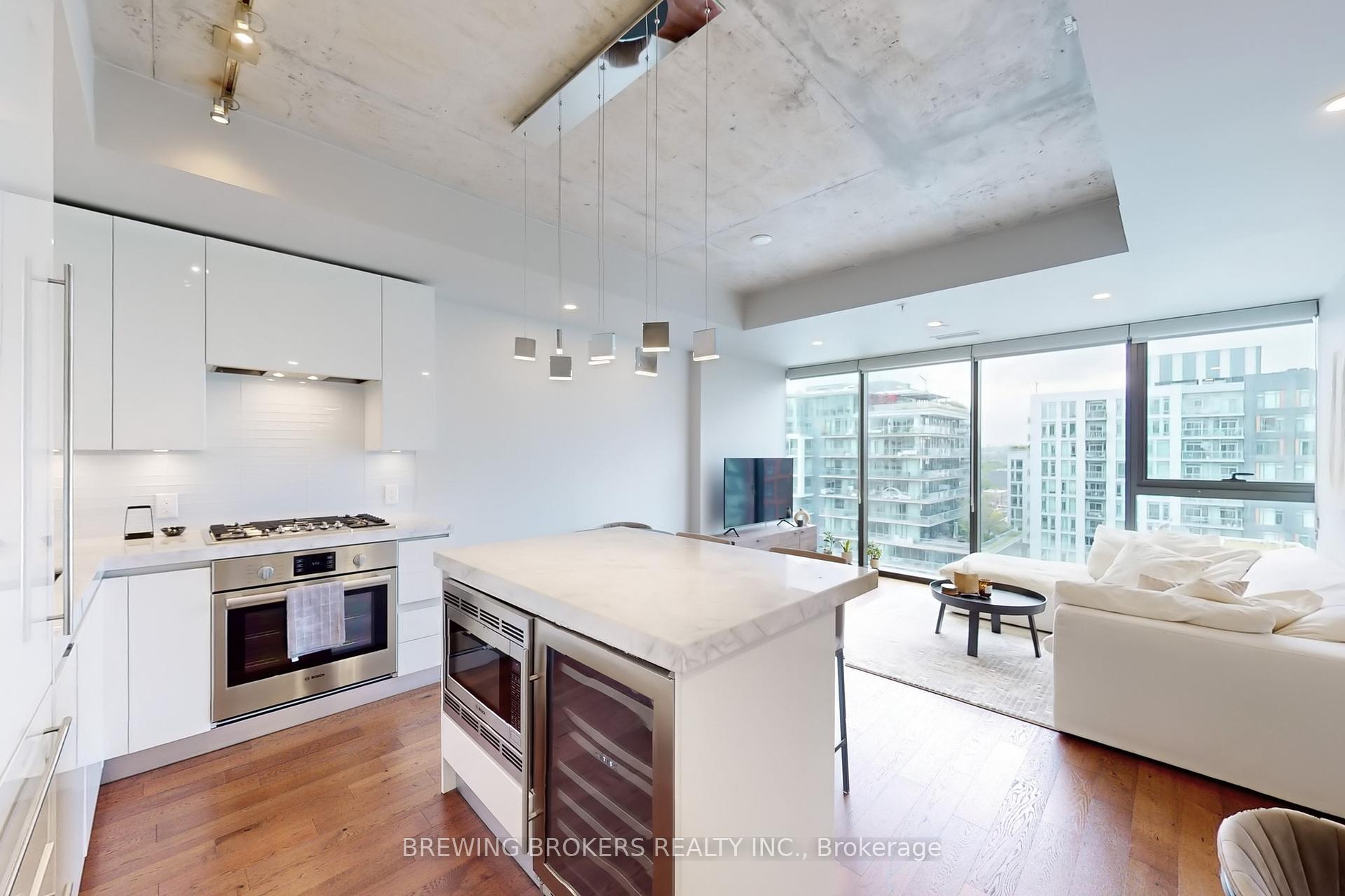 1 Bedroom Condo at 629 King St W, Toronto For sale