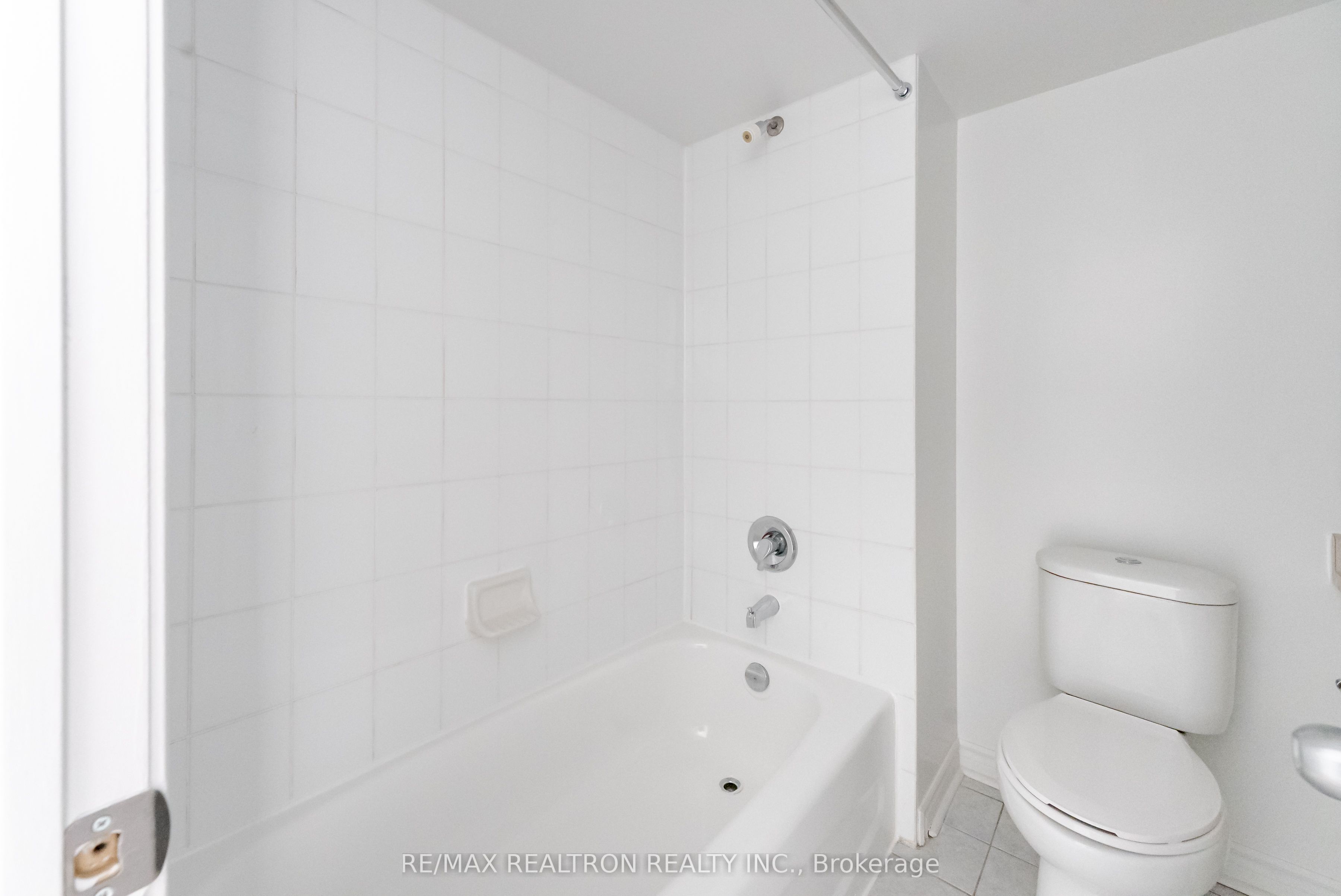 1401 Dupont Street, #225