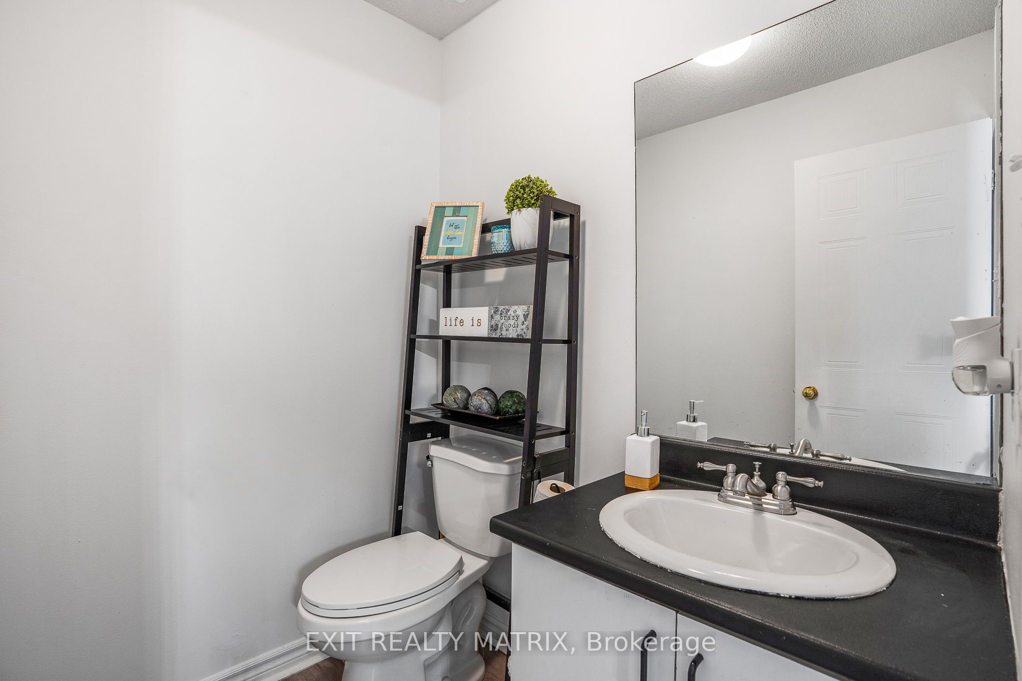 732 Nelson Street, Hawkesbury, ON K6A 3P2