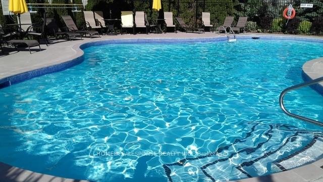 3 Bedrooms Condo at 5480 GLEN ERIN, Mississauga For sale