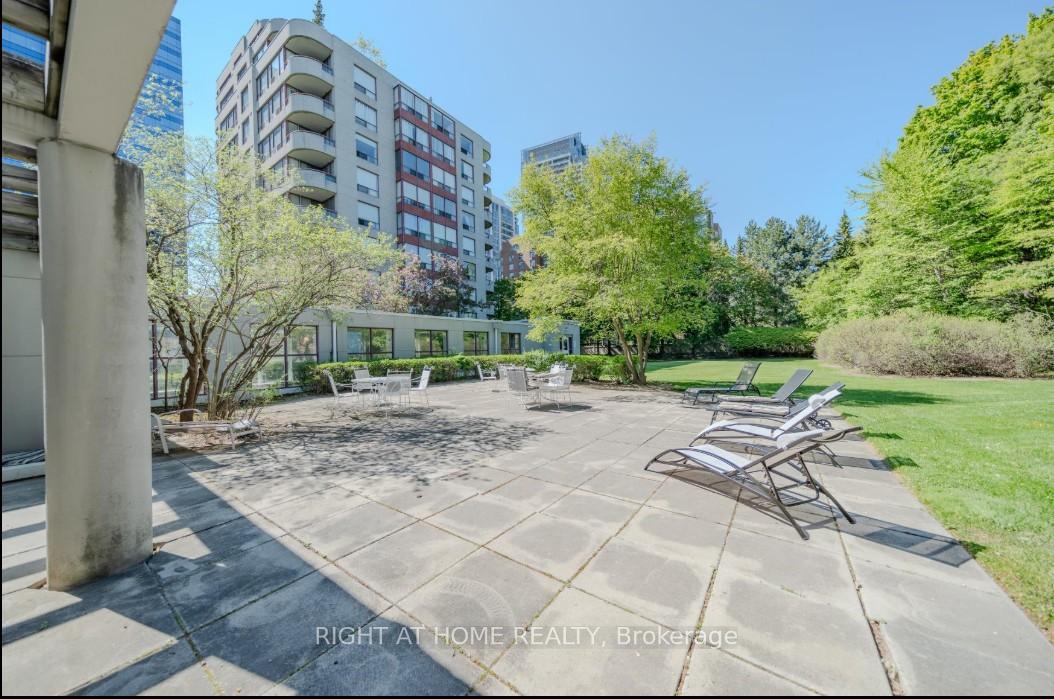 3 Bedrooms Condo at 5765 Yonge, Toronto For sale
