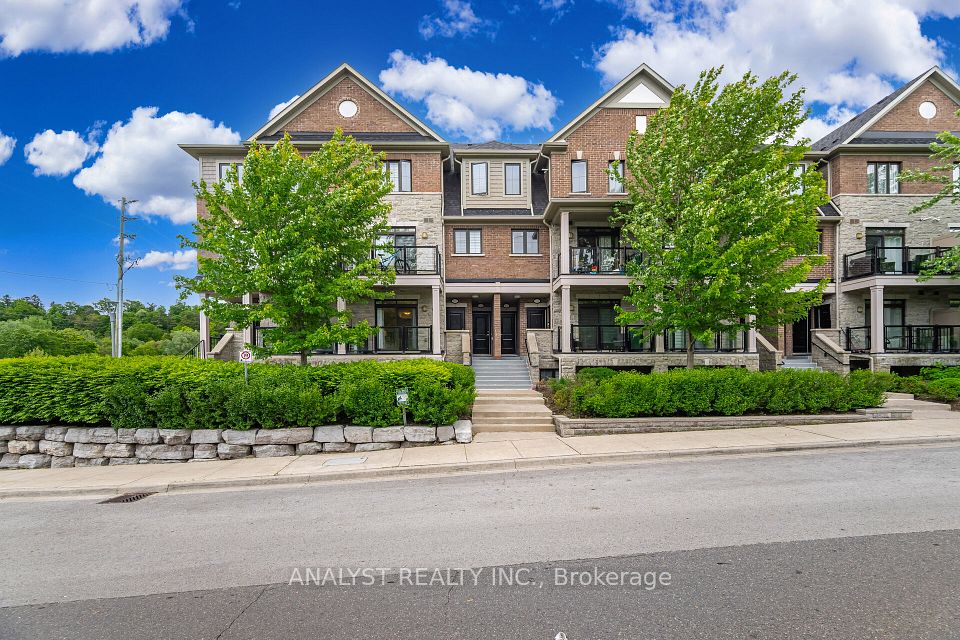 199 Pine Grove